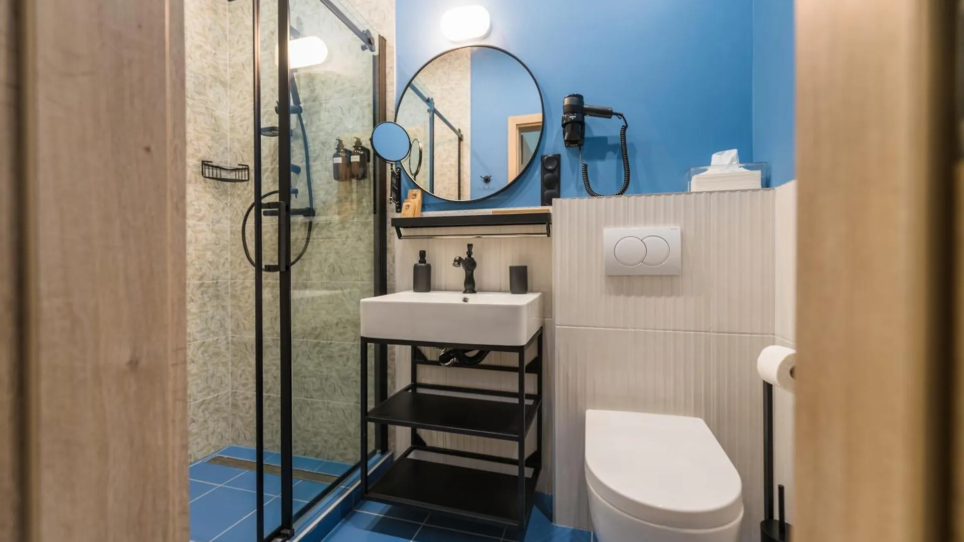 East-West Budapest Boutique Hotel
