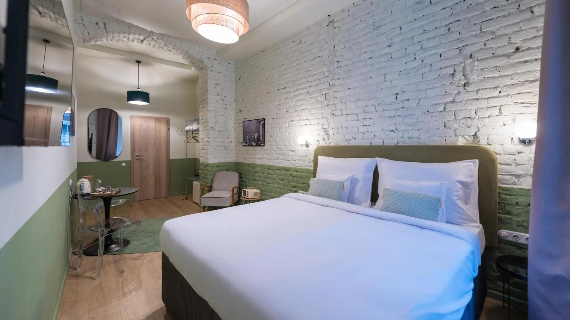 East-West Budapest Boutique Hotel