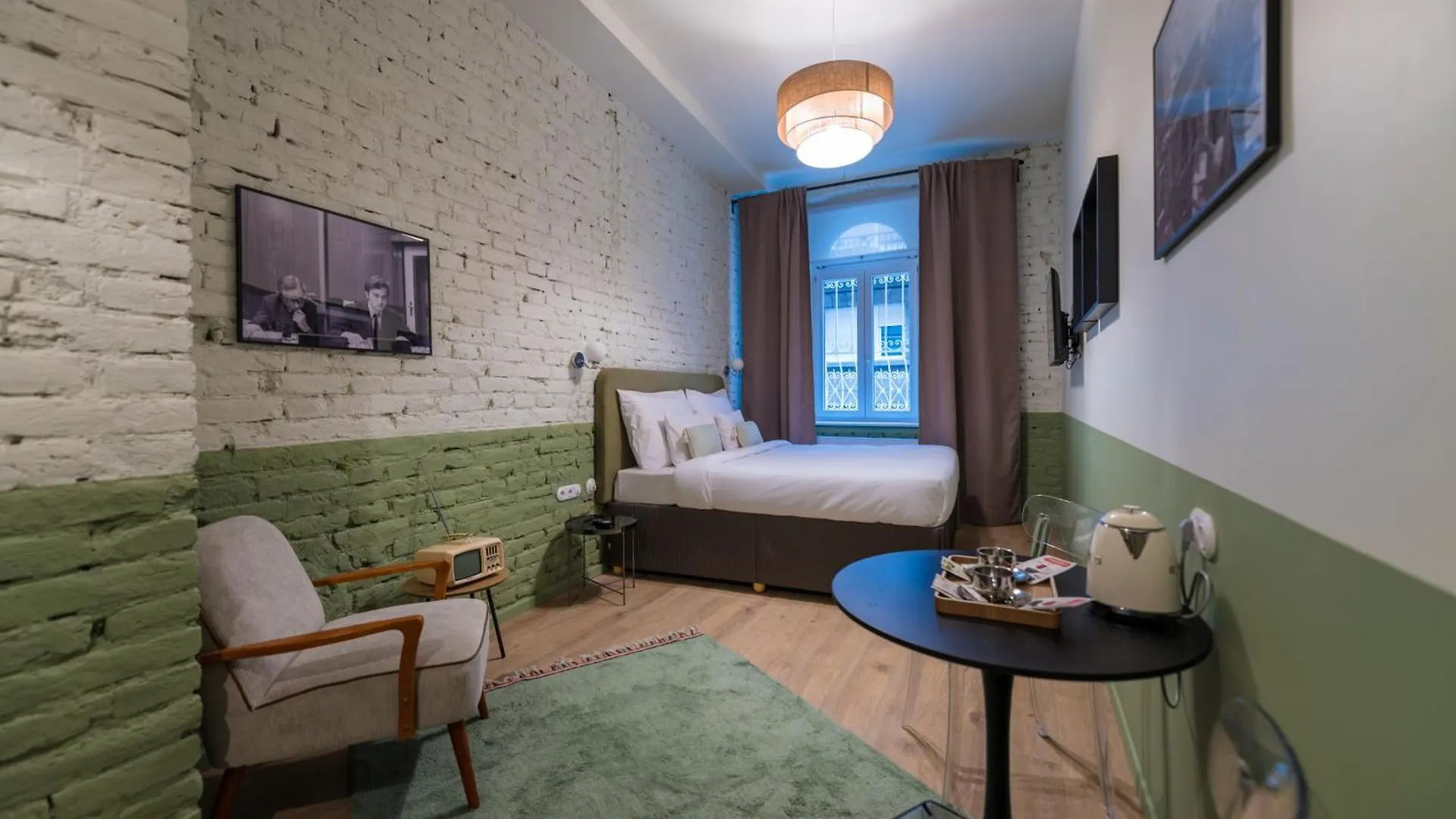 East-West Budapest Boutique Hotel 3*,